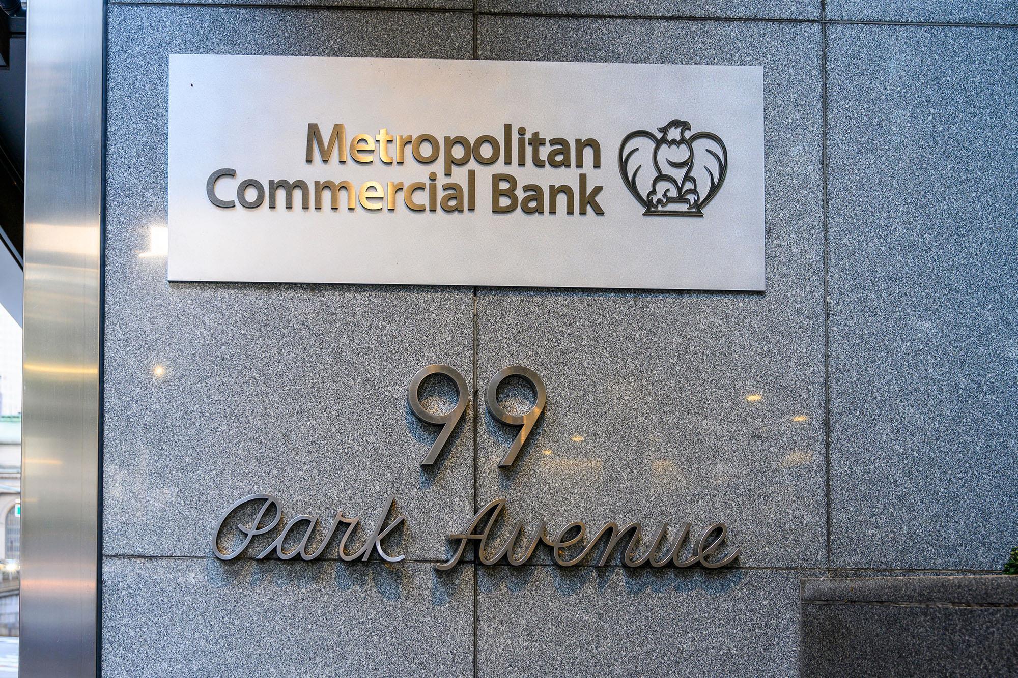 Metropolitan Commercial Bank adds risk chief, AML officer | News Brief |  Compliance Week