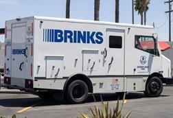 Brinks_truck_web